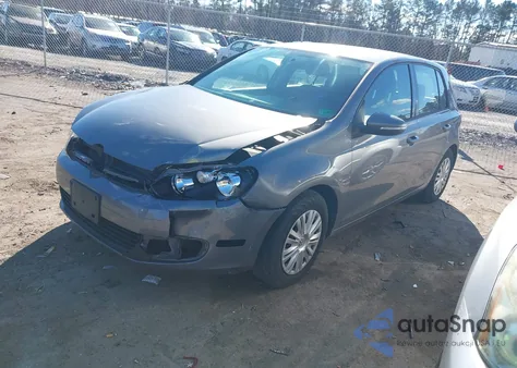 2014 Volkswagen Golf 2.5L z USA, uszkodzony, nr VIN WVWDB7AJ0EW010656